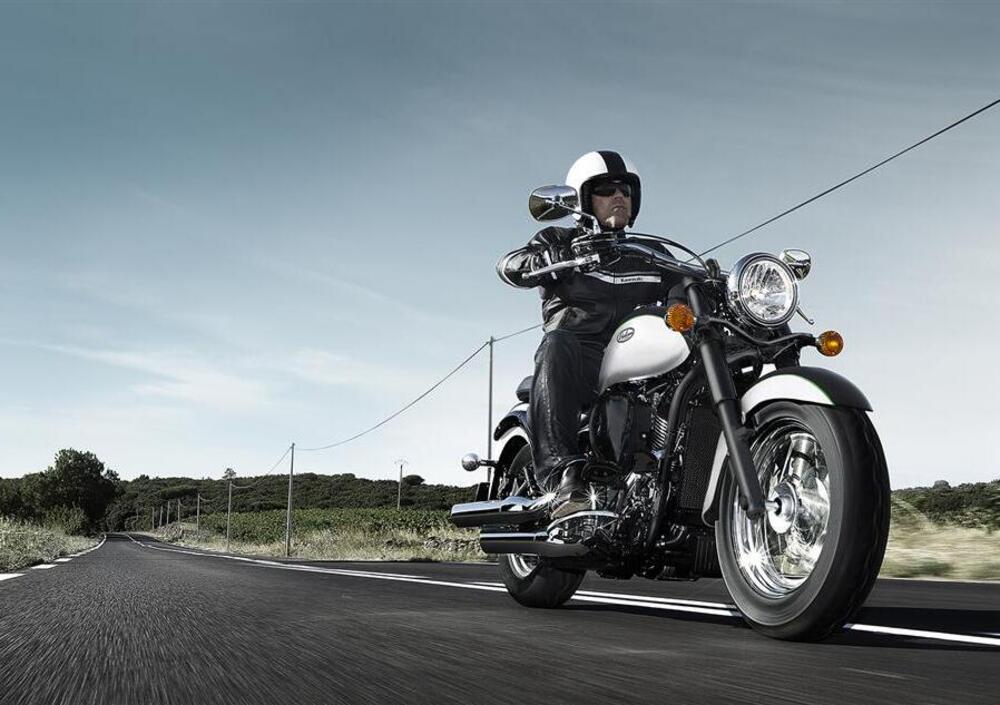 Kawasaki Vulcan VN 900 Classic SE (2011 - 16) (3)