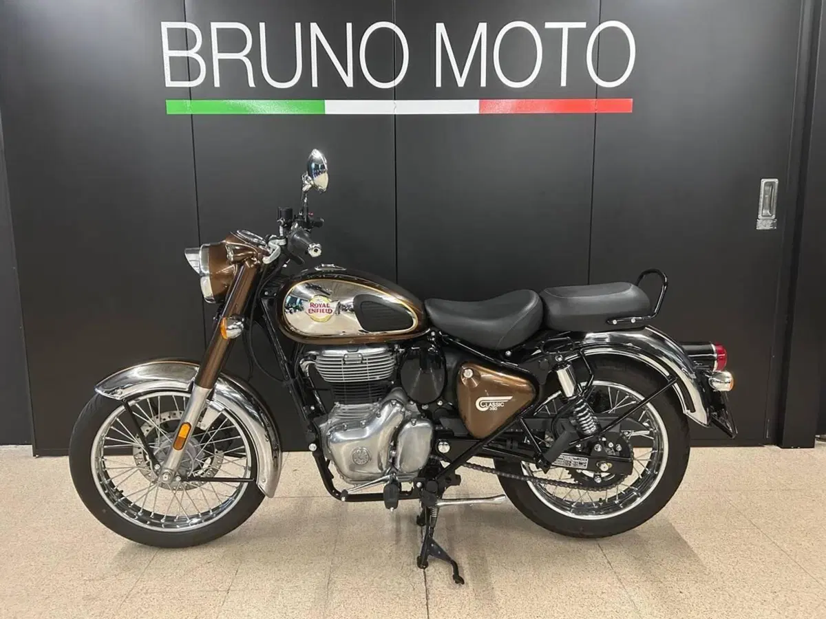 Royal Enfield Classic 350 (2021 - 26) (2)