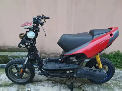 Aprilia SR 50 Ditech IE (2000 - 04) usata