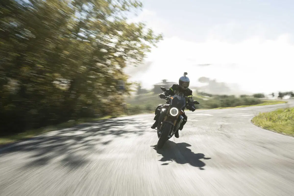 Mettiamo in MOTO l’E-mobility! (2)