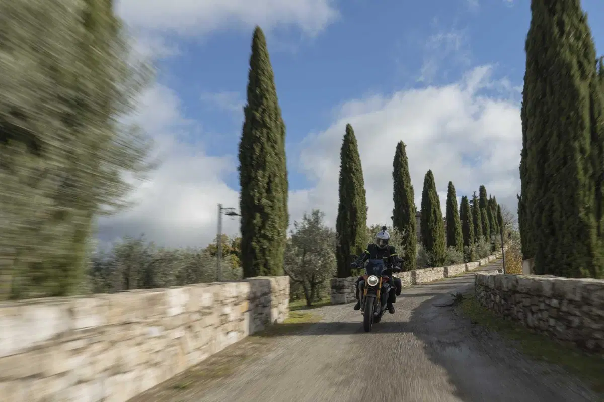 Mettiamo in MOTO l’E-mobility! (13)