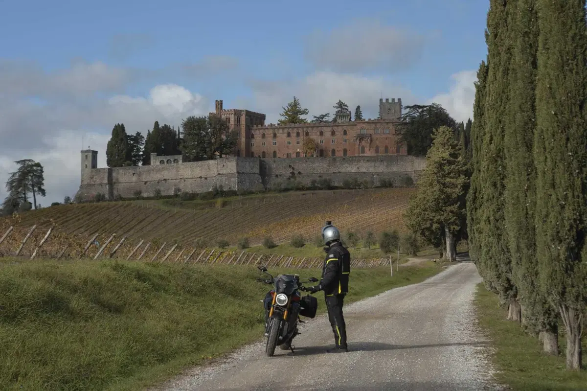 Mettiamo in MOTO l’E-mobility! (15)