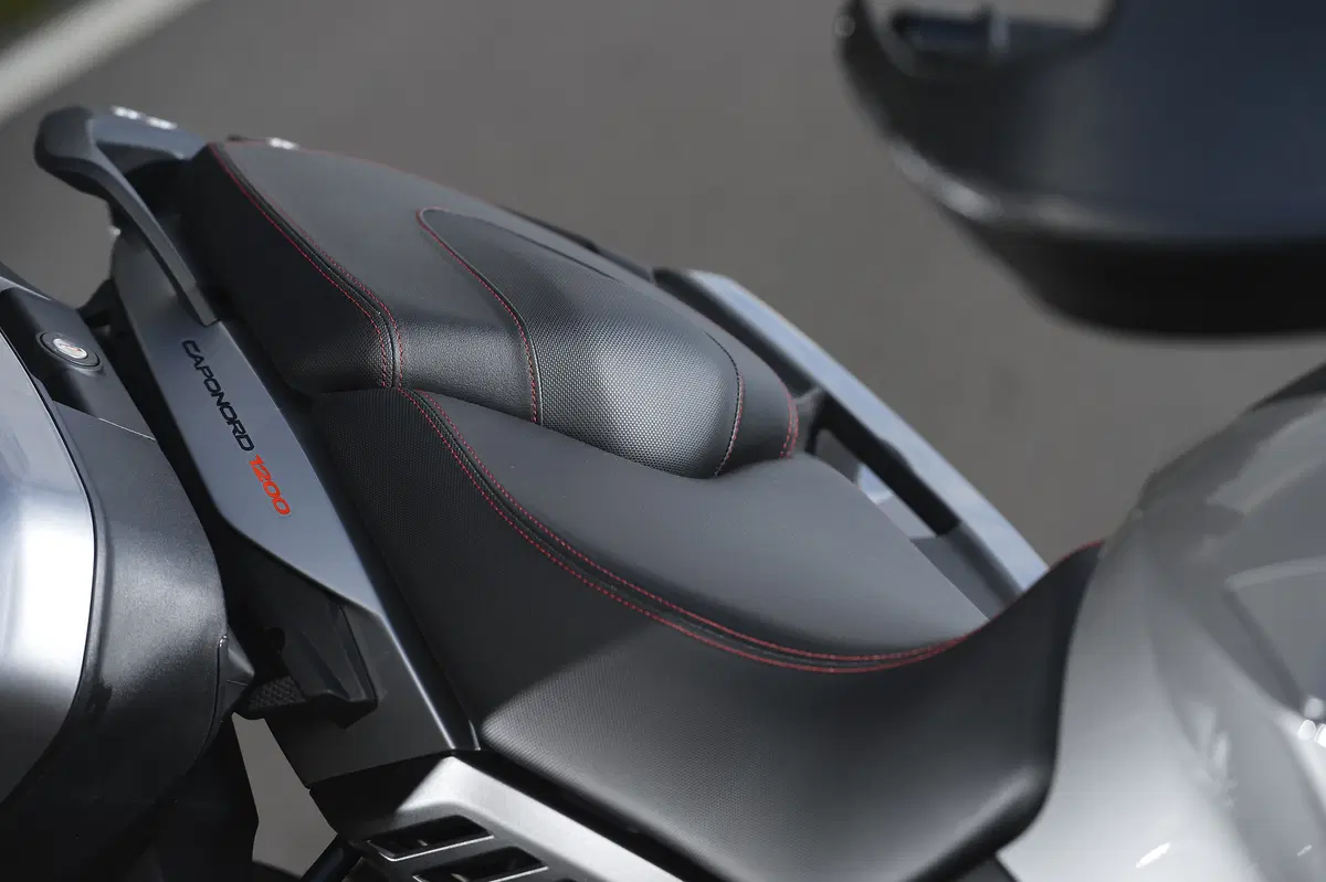 Aprilia Caponord Caponord Travel Pack ABS (2013 - 17) (17)