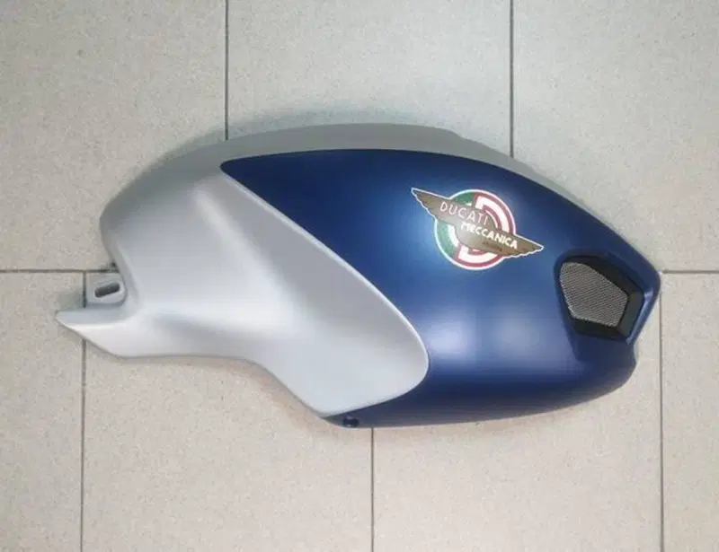 Cover serbatoio dx Monster Ducati (3)