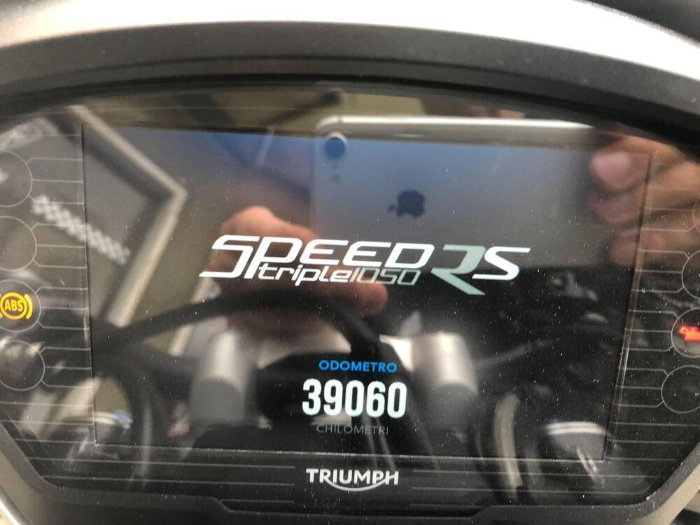 Triumph Speed Triple 1050 RS (2018 - 20) (4)