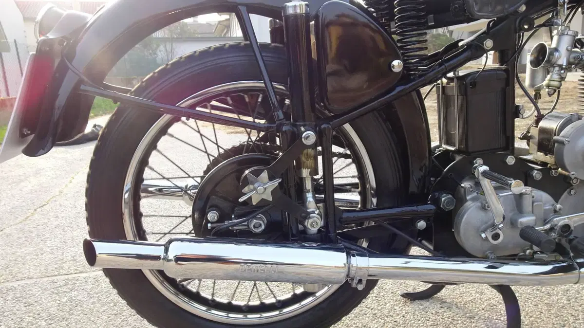 Benelli 500 Quattro-LS (13)