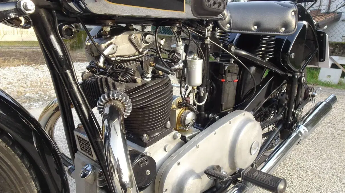 Benelli 500 Quattro-LS (18)