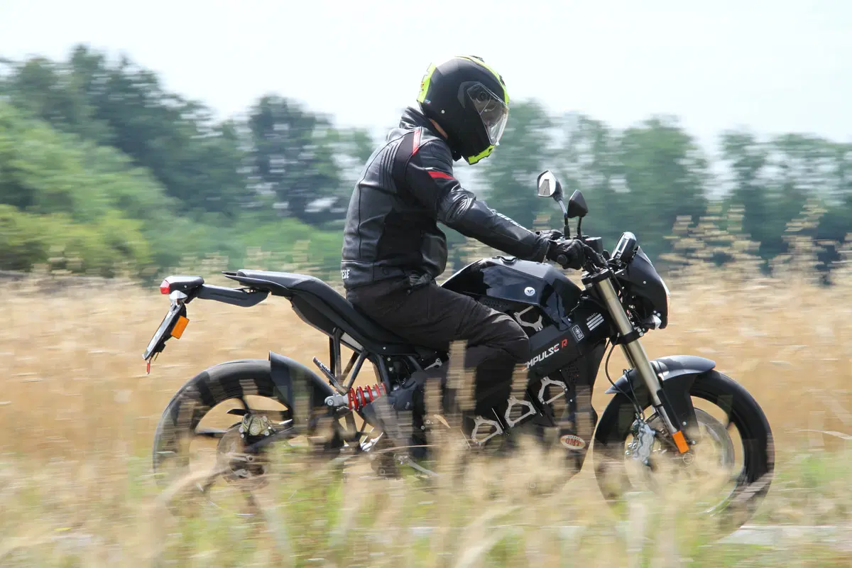 Brammo Empulse R (4)