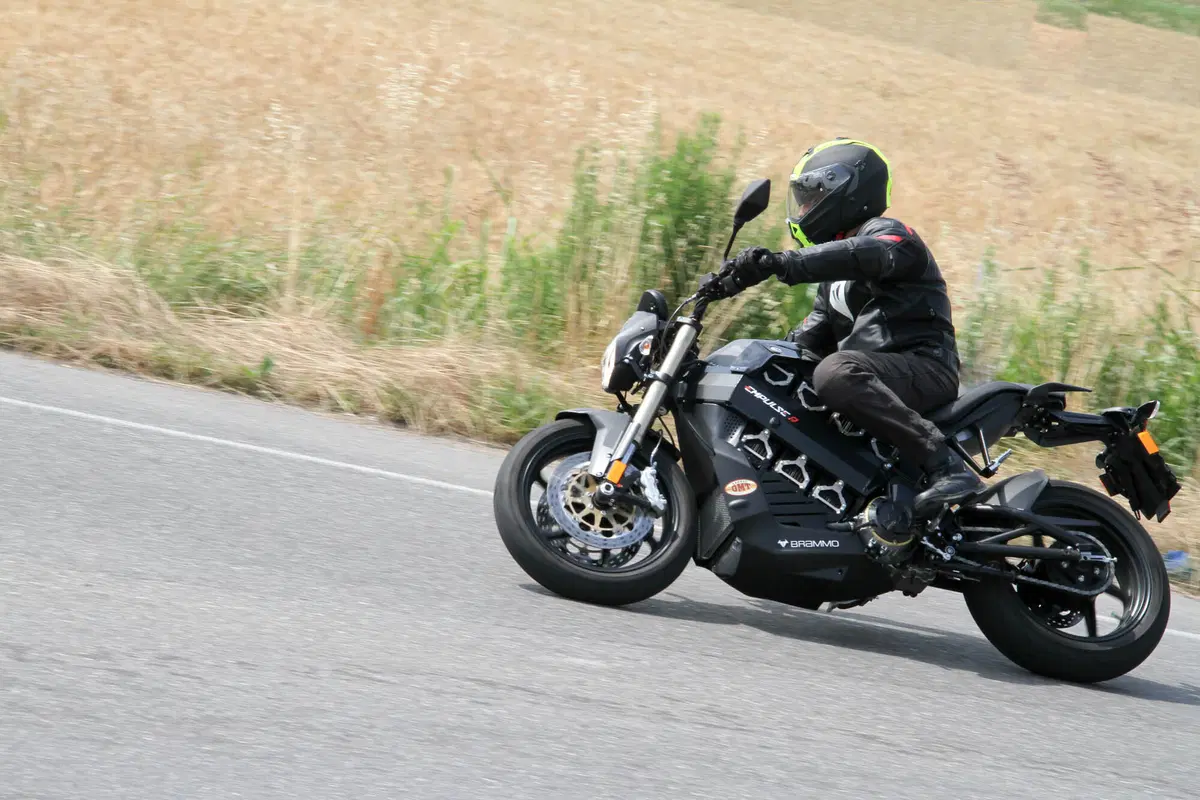Brammo Empulse R (3)