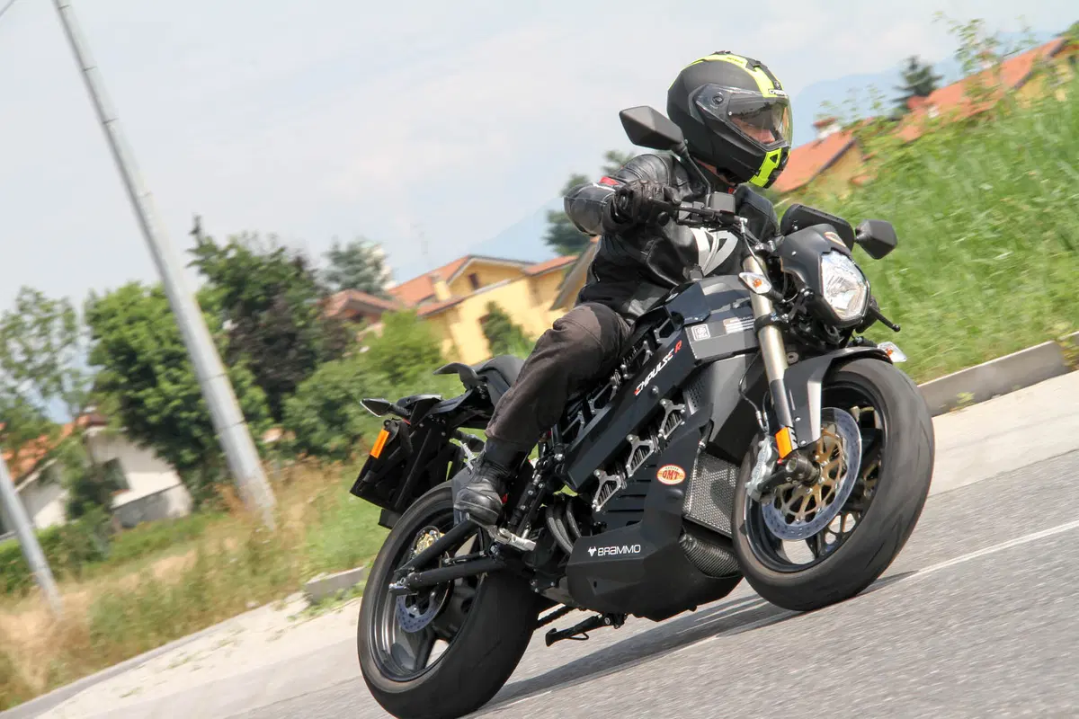 Brammo Empulse R (8)