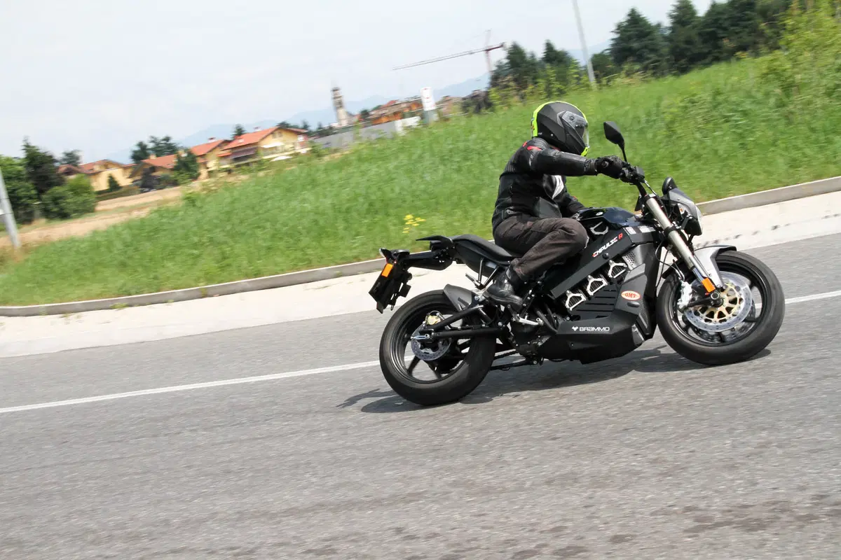 Brammo Empulse R (11)
