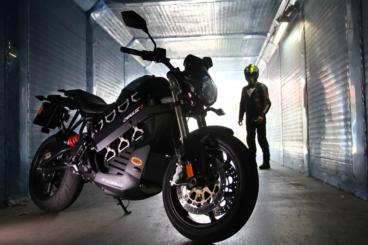 Brammo Empulse R (12)