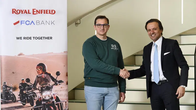 FCA Bank sigla una partnership con Valentino Motor Company