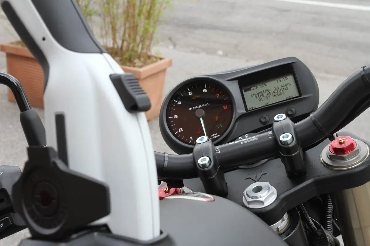 Brammo Empulse R (20)