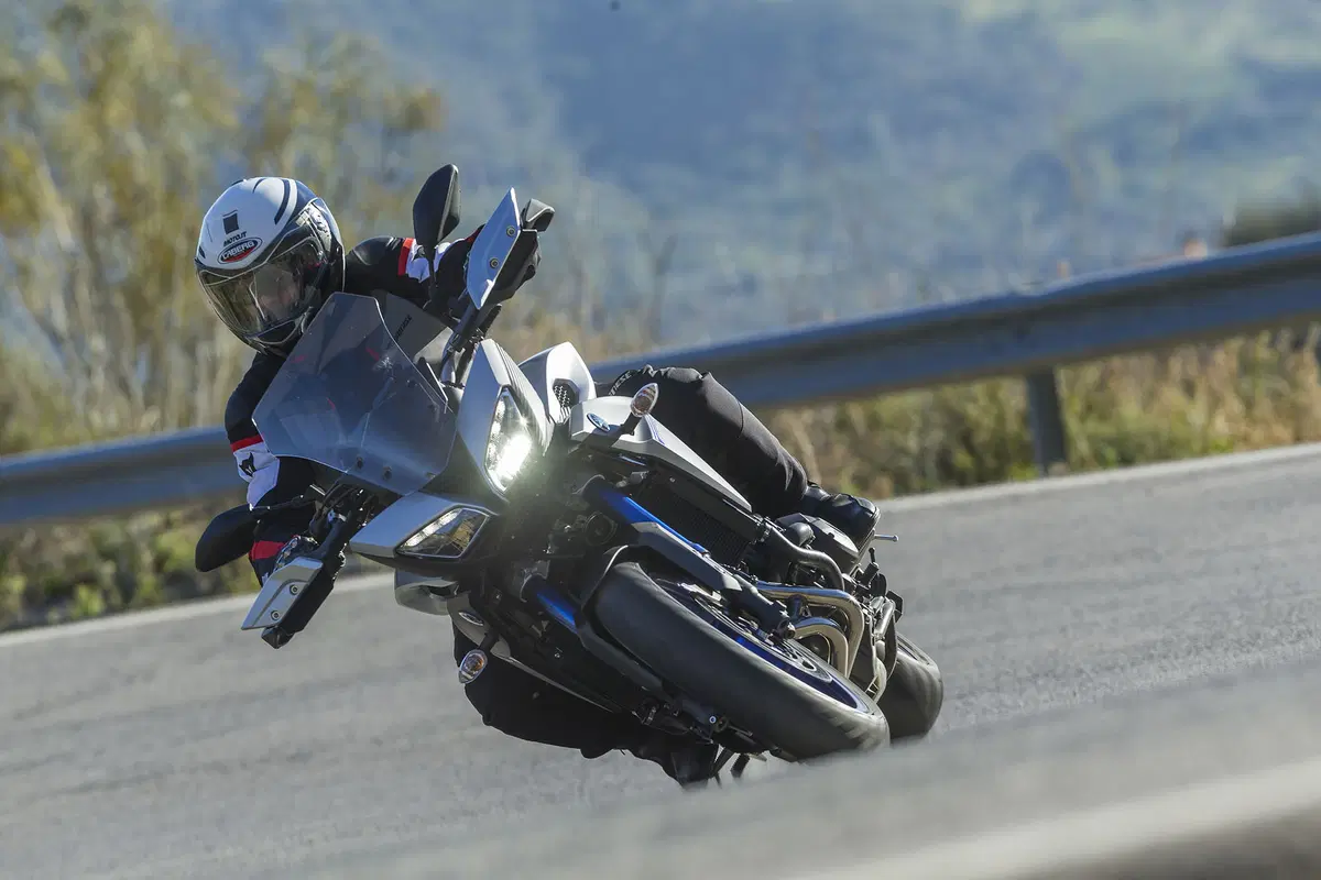 Yamaha MT-09 Tracer (11)
