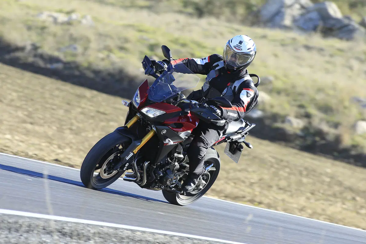 Yamaha MT-09 Tracer (13)