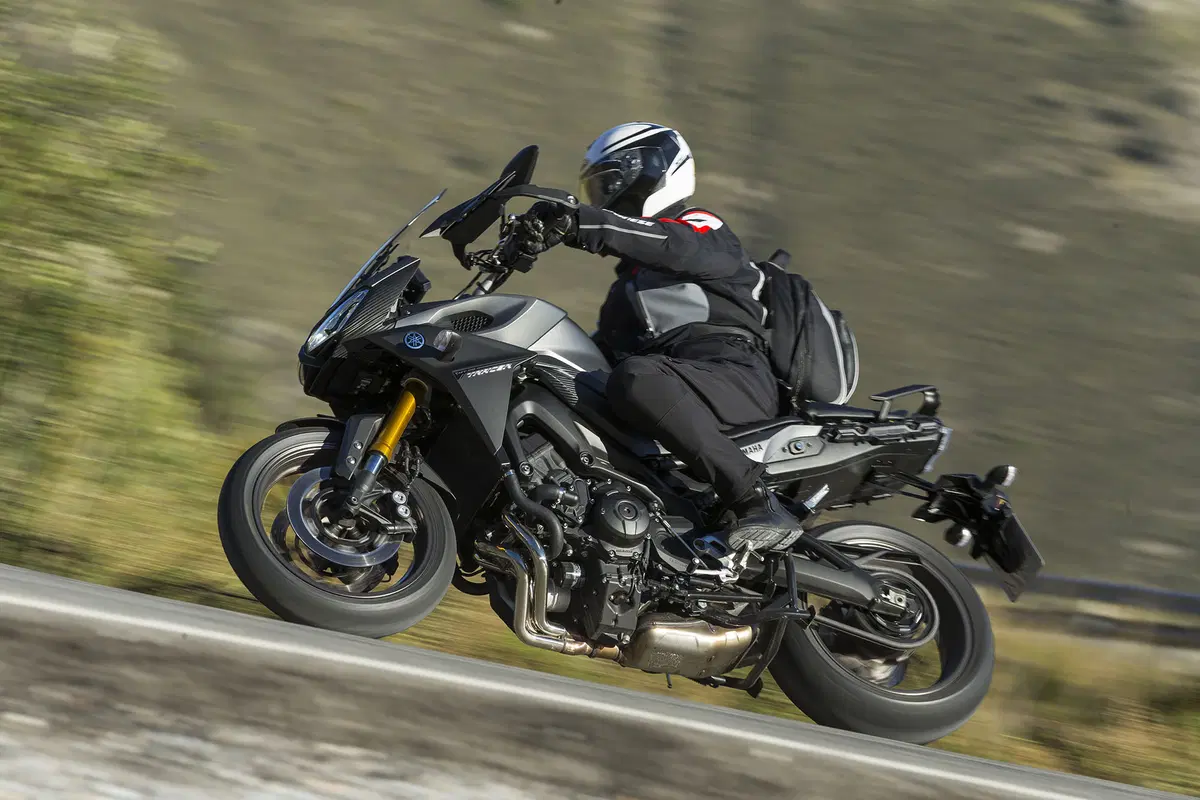 Yamaha MT-09 Tracer (14)