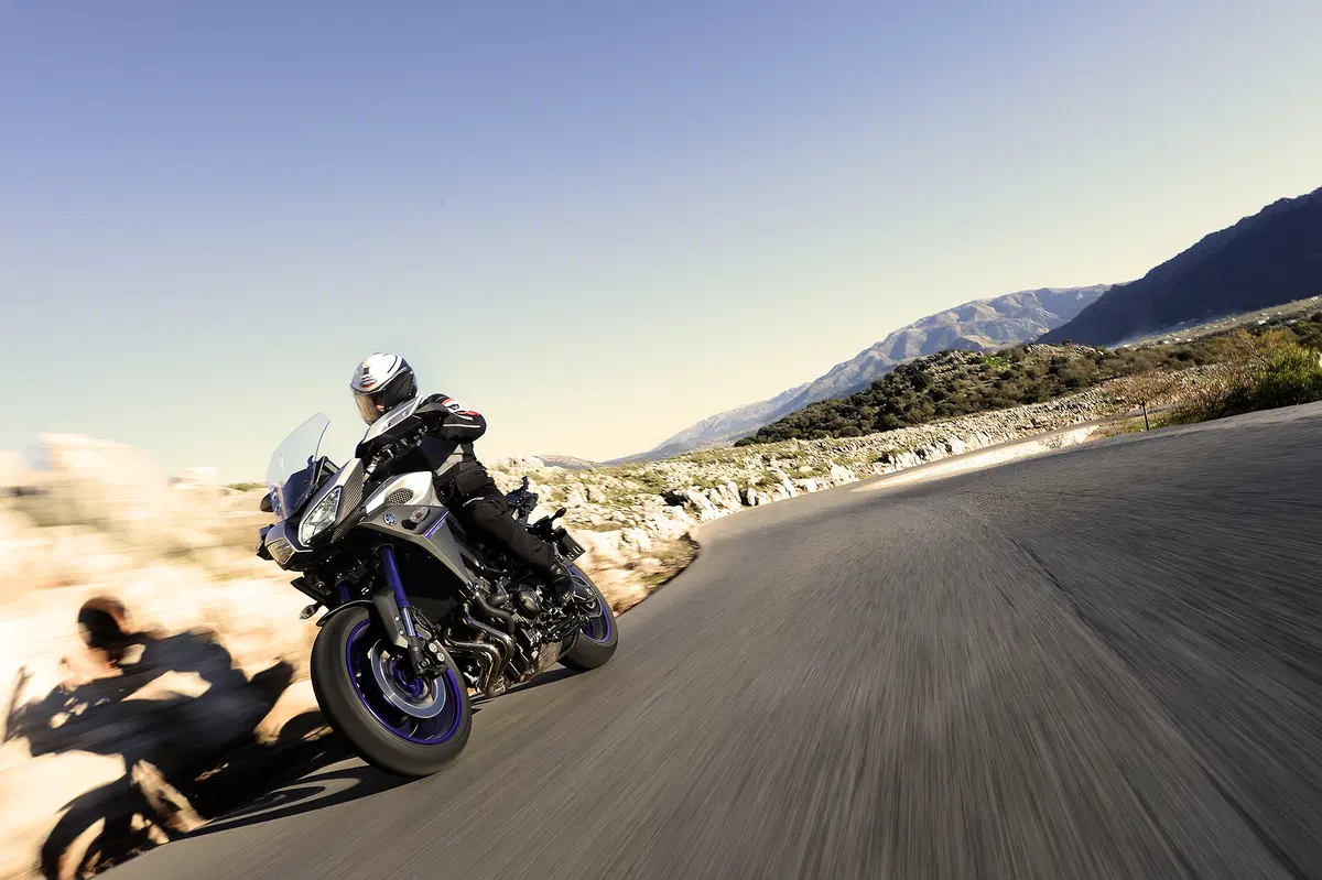 Yamaha MT-09 Tracer (18)