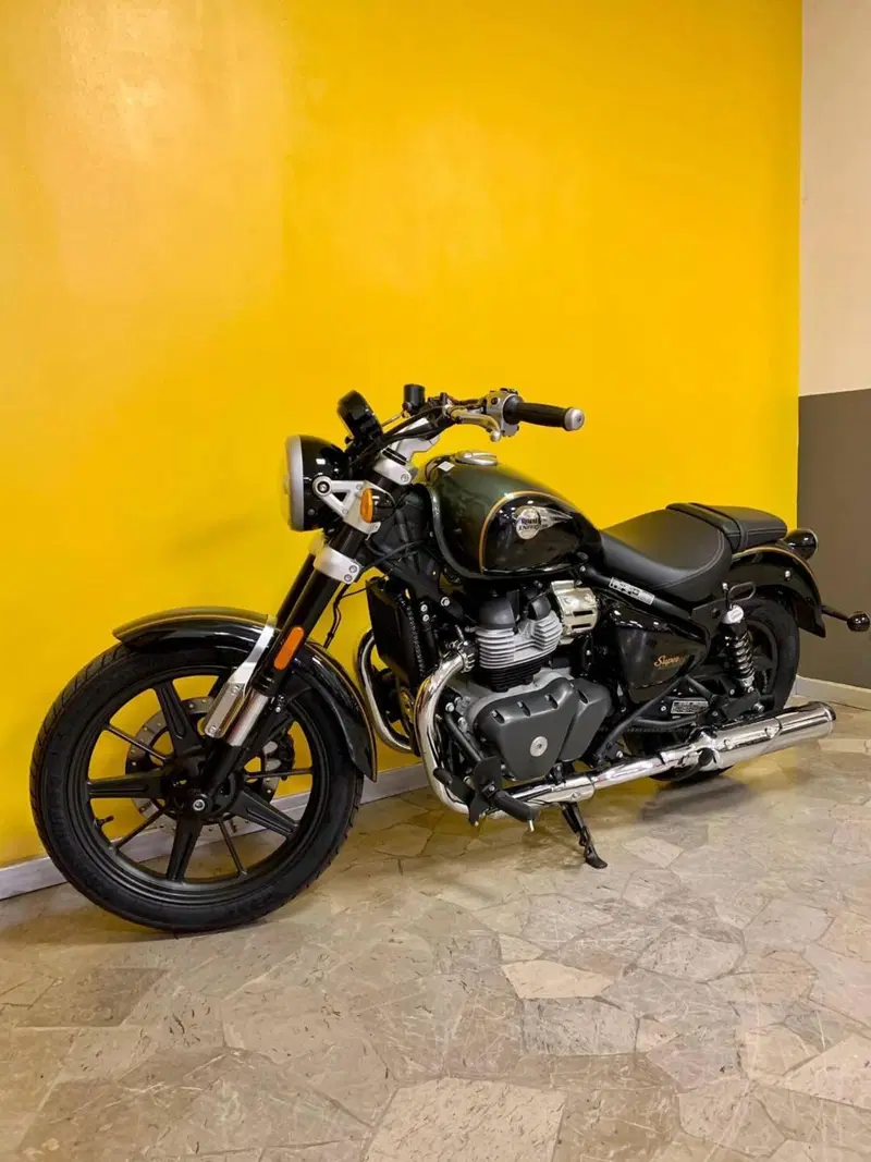 Royal Enfield Super Meteor 650 (2023 - 26) (5)