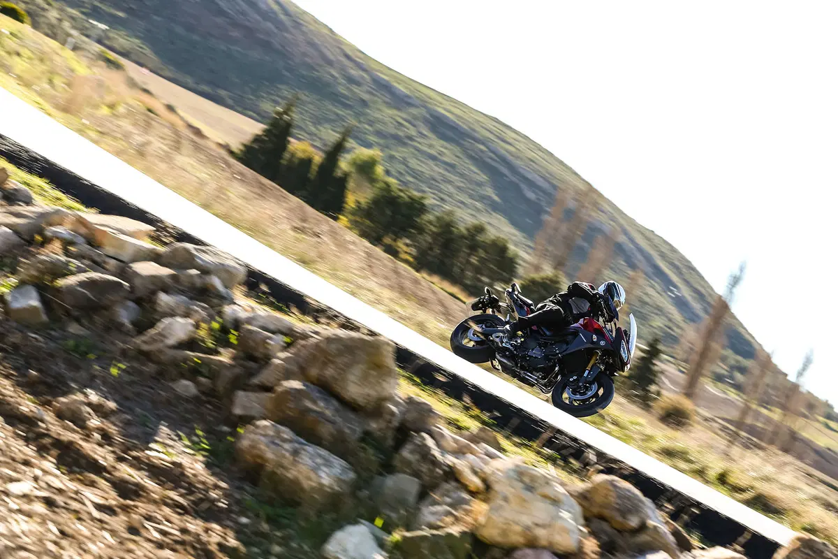 Yamaha MT-09 Tracer (21)