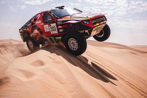 L’Abu Dhabi Desert Challenge 2023 è di Van Beveren, Honda, e Al Rajhi, Toyota (9)