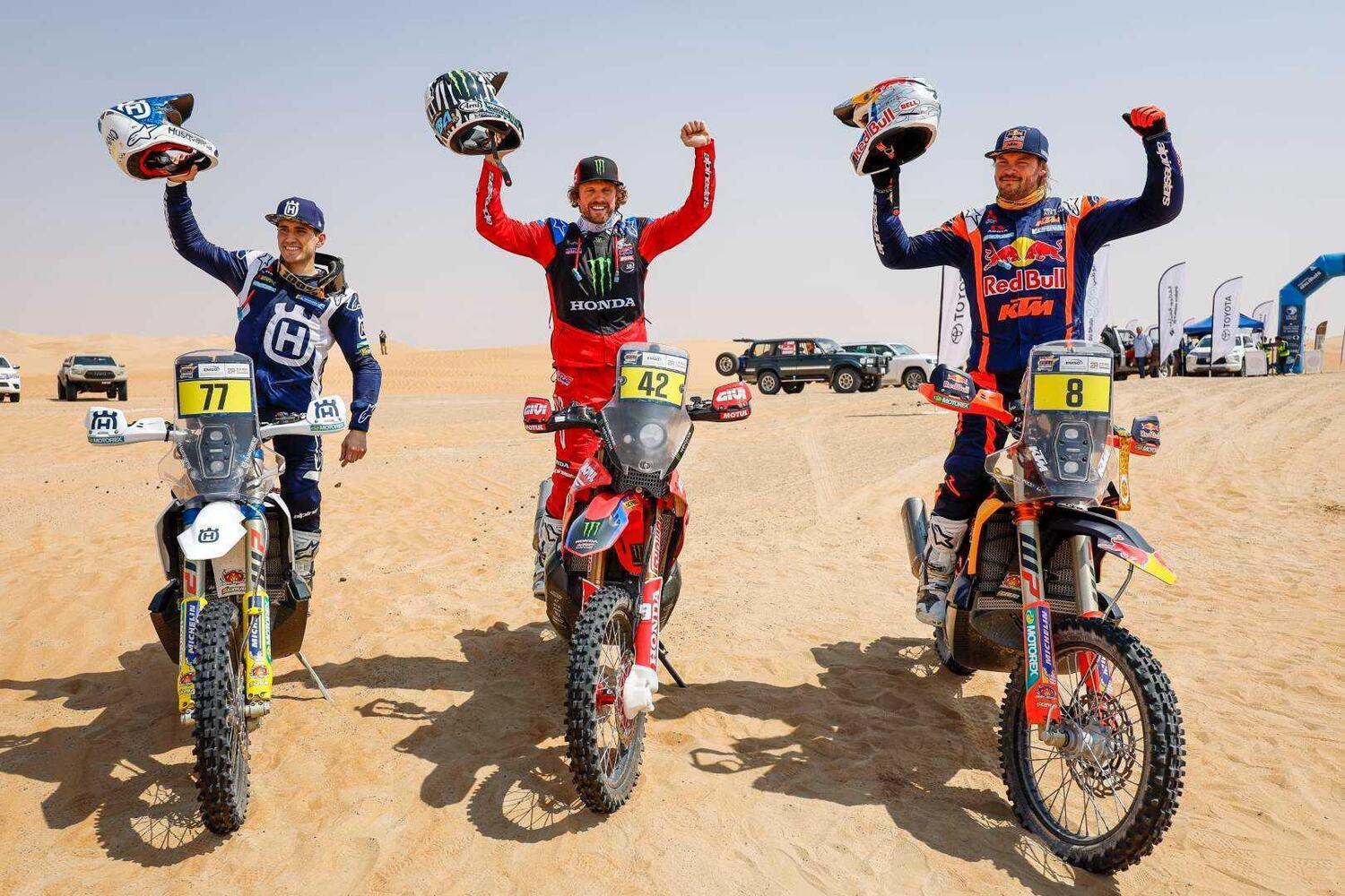 L’Abu Dhabi Desert Challenge 2023 è di Van Beveren, Honda, e Al Rajhi, Toyota