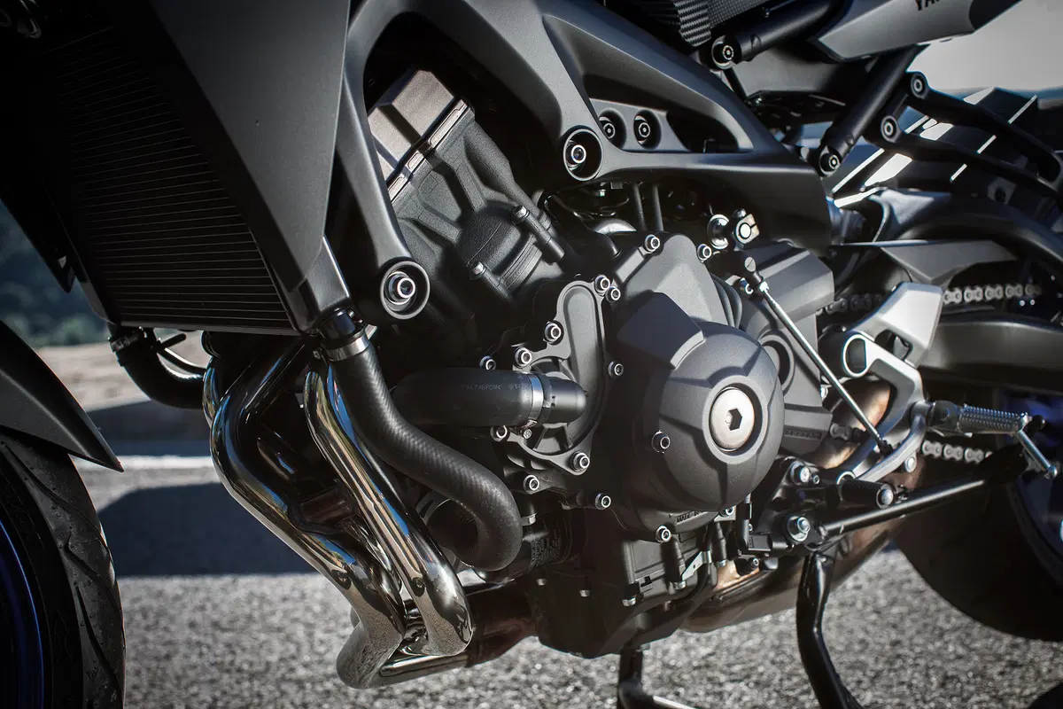 Yamaha MT-09 Tracer (38)