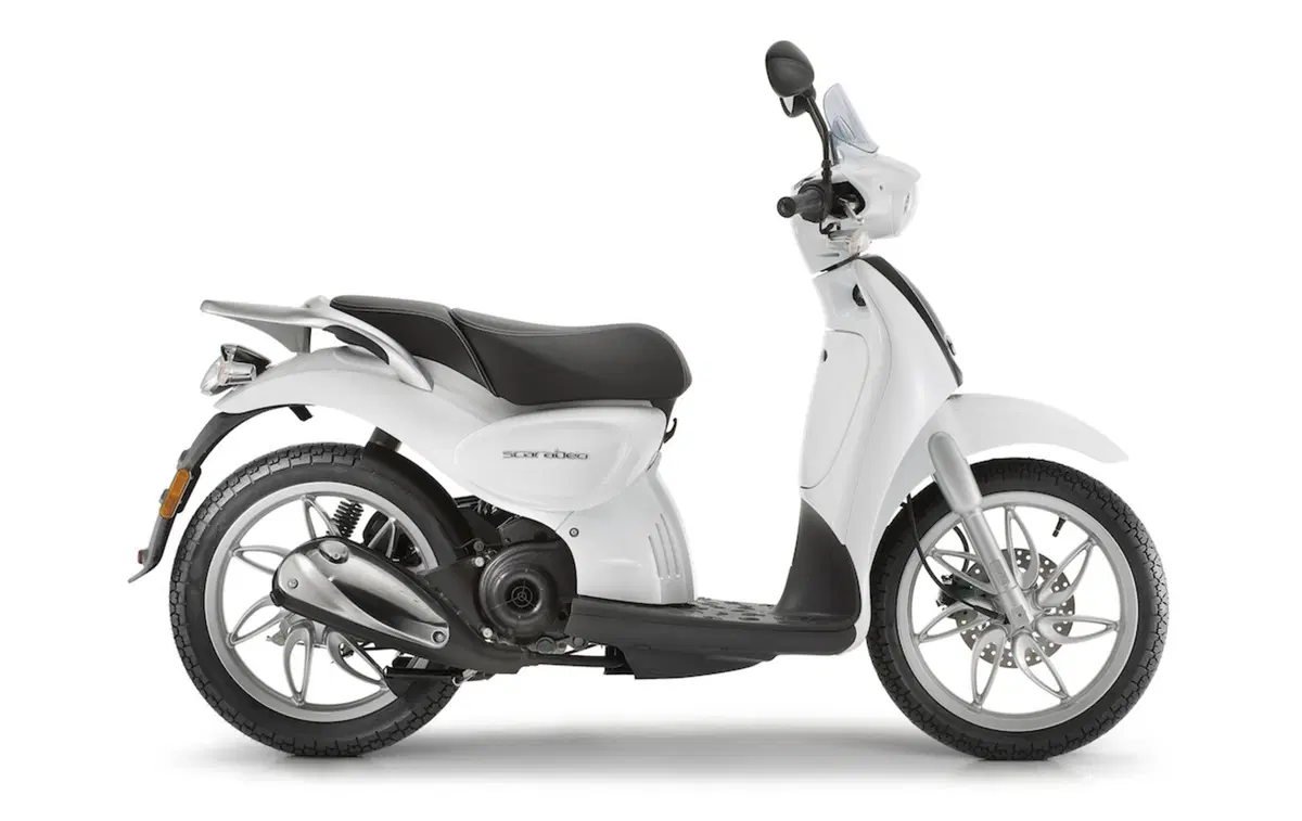Aprilia Scarabeo 50 Scarabeo 50 4t 4V (2009 - 17) (2)