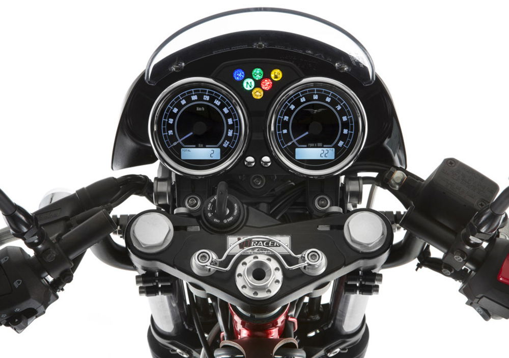 Moto Guzzi V7 Racer (2012 - 14) (3)