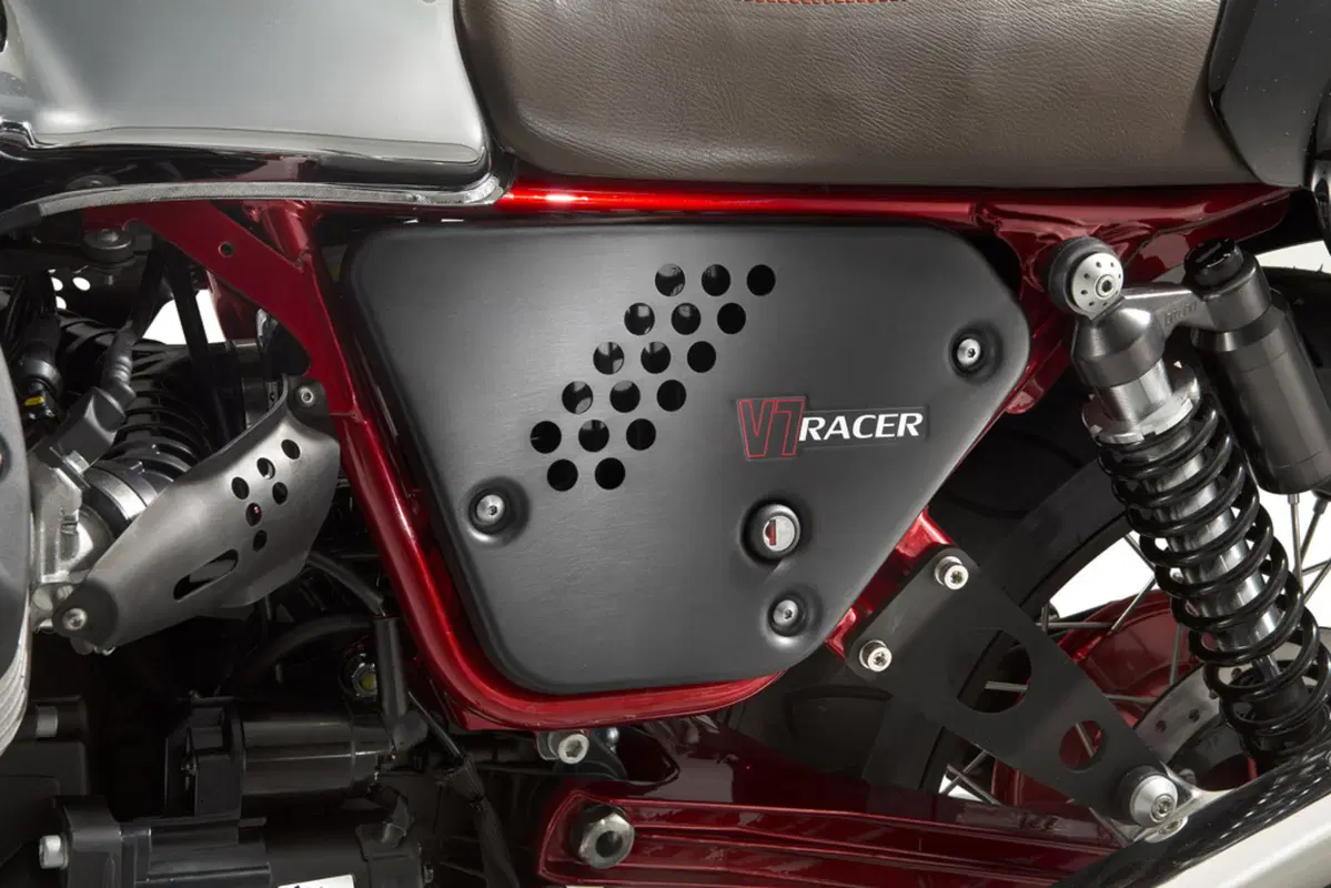 Moto Guzzi V7 V7 Racer (2012 - 14) (6)