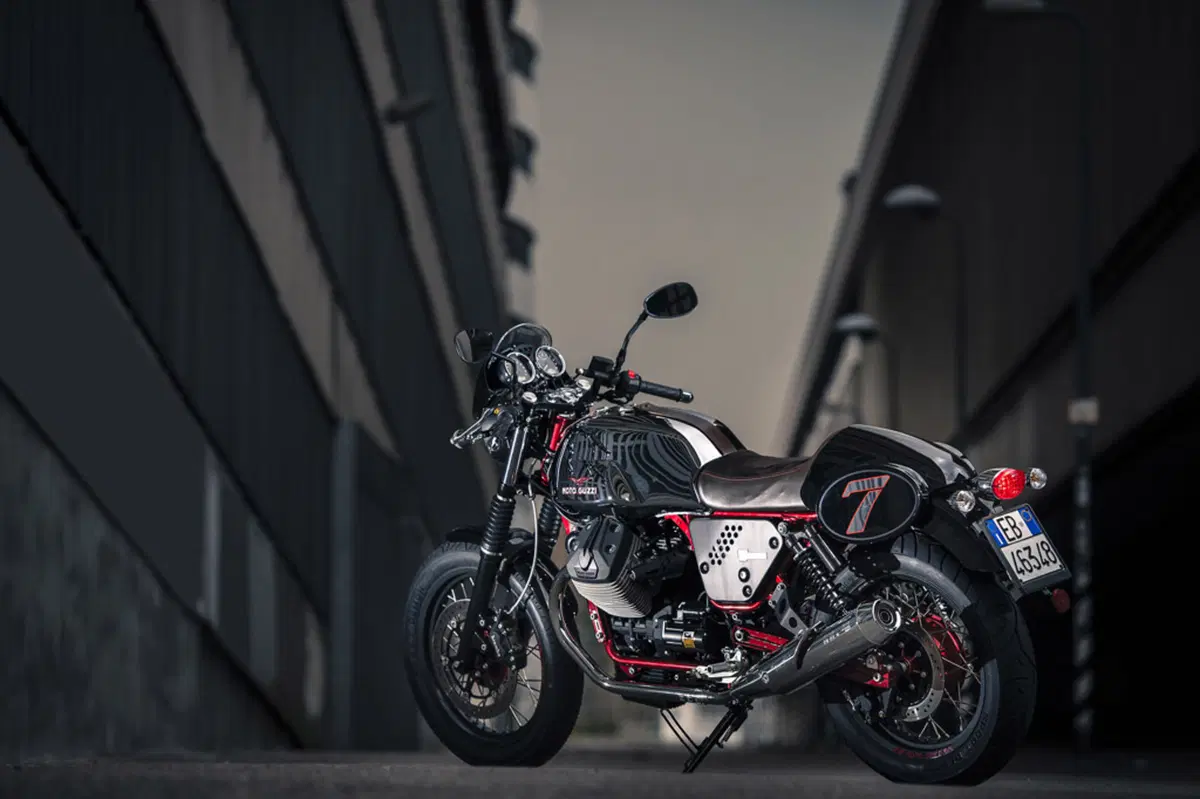 Moto Guzzi V7 V7 Racer (2012 - 14) (12)