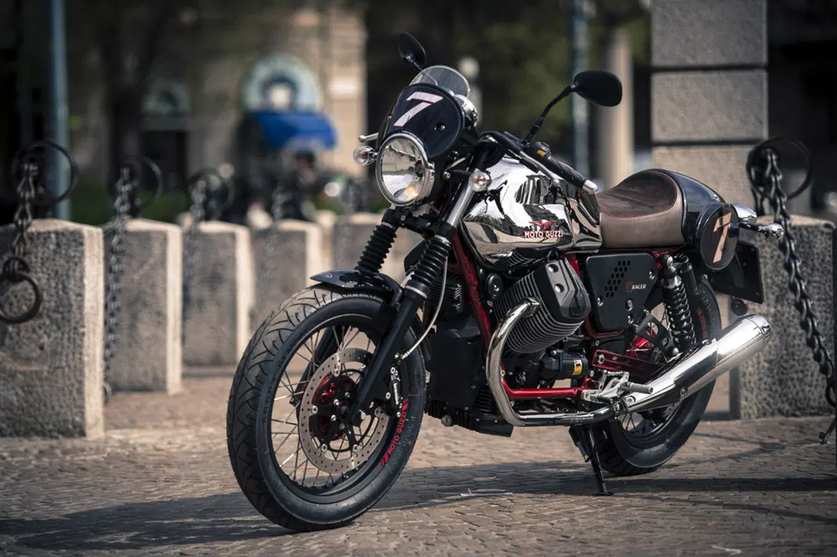 Moto Guzzi V7 V7 Racer (2012 - 14) (13)