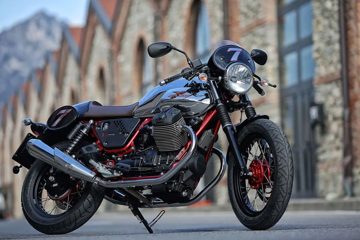 Moto Guzzi V7 II Racer (2015 - 17)