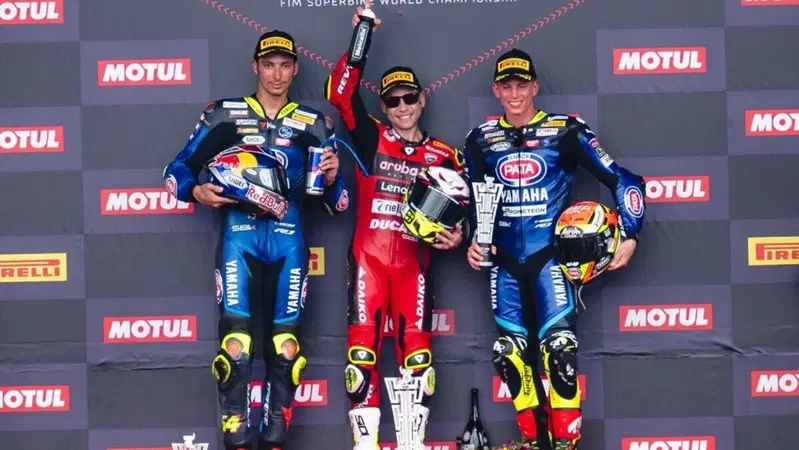 SBK 2023. GP di Indonesia. Gara 1: Alvaro Bautista gestisce, primo acuto di Danilo Petrucci!