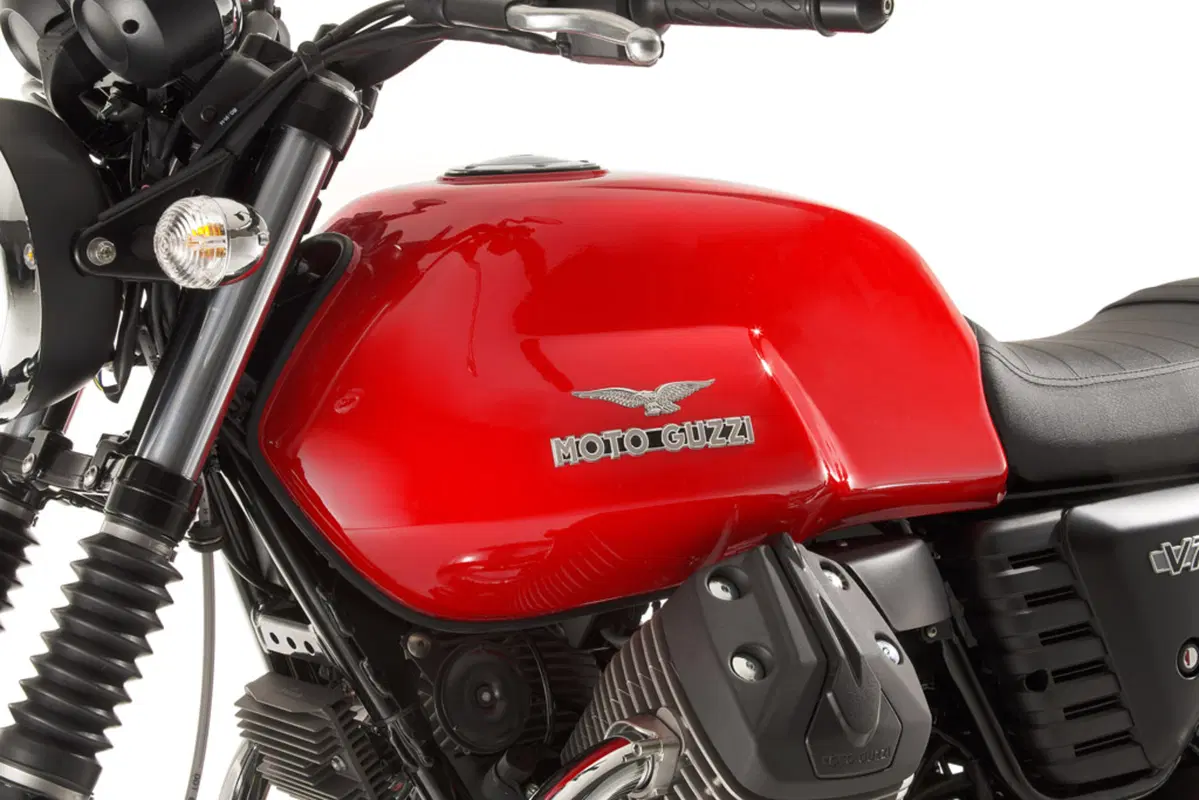 Moto Guzzi V7 V7 Stone (2012 - 15) (5)