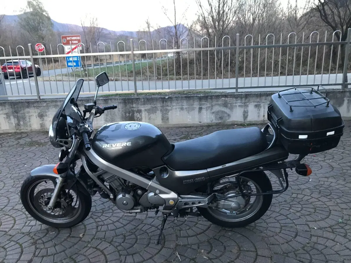Honda revere