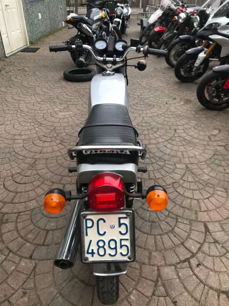 Gilera 200 t 4  (2)