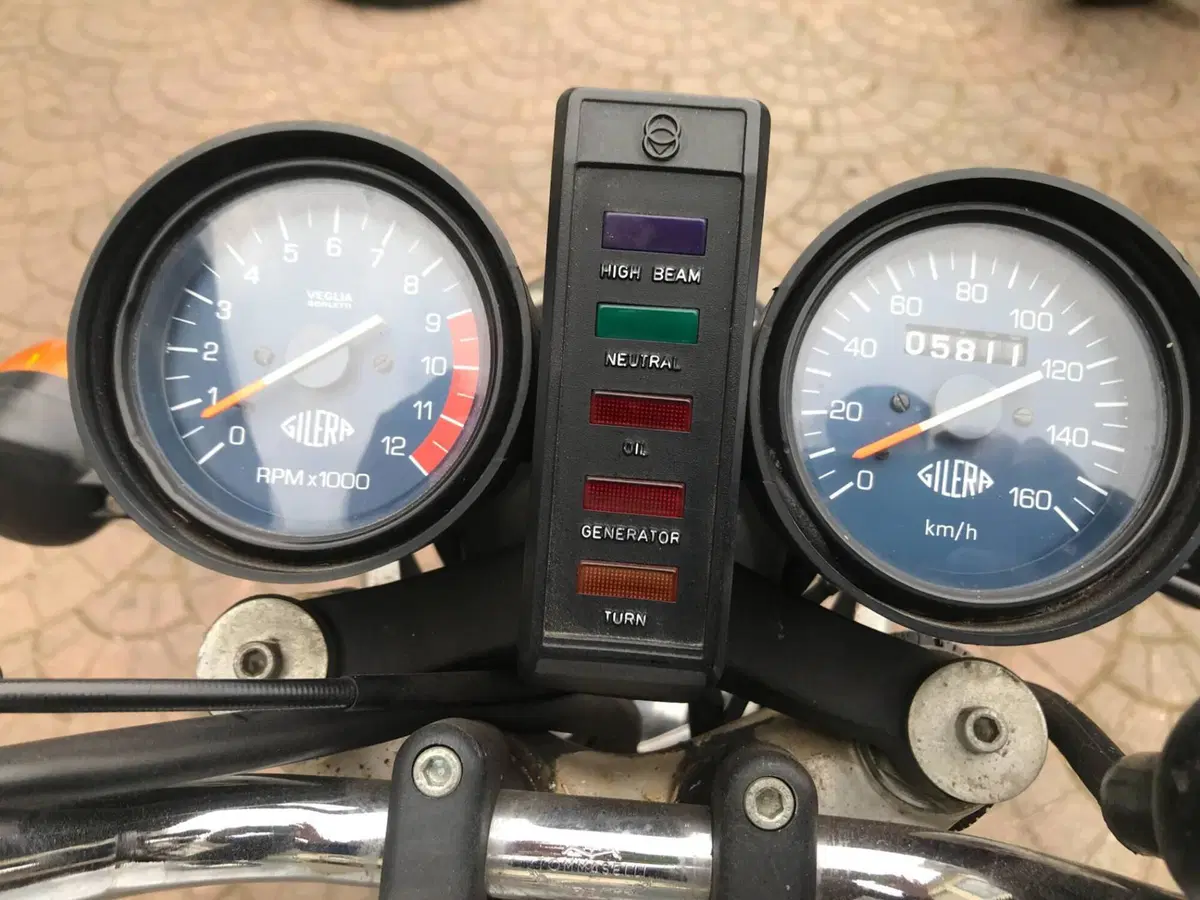Gilera 200 t 4  (4)