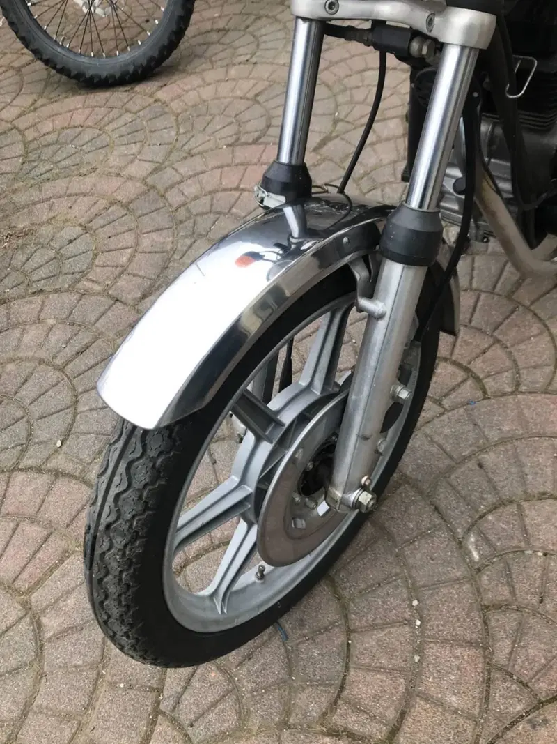 Gilera 200 t 4  (6)