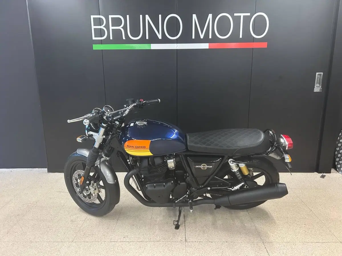 Royal Enfield Interceptor 650 (2021 - 26) (2)
