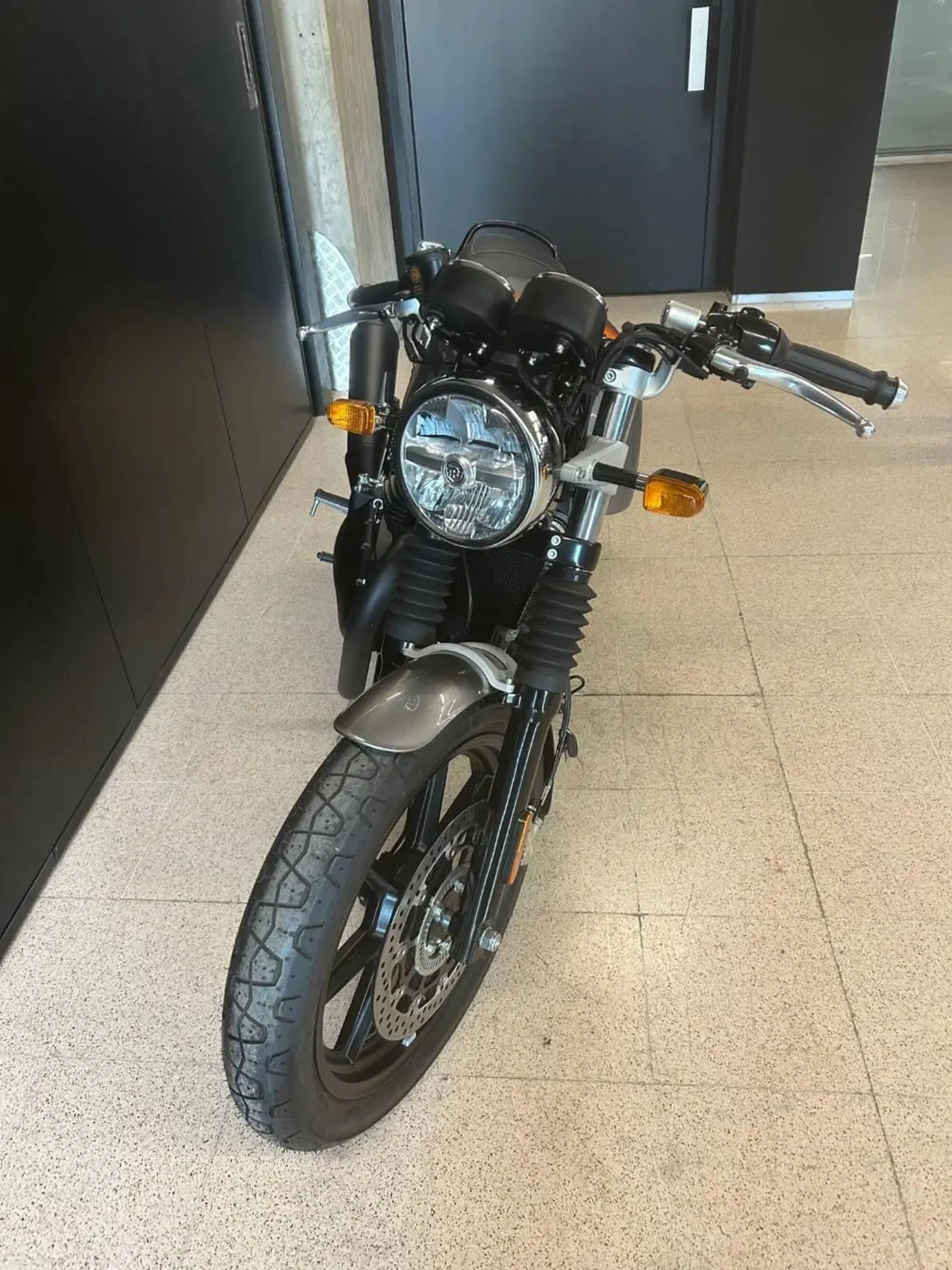 Royal Enfield Continental GT 650 (2021 - 26) (3)