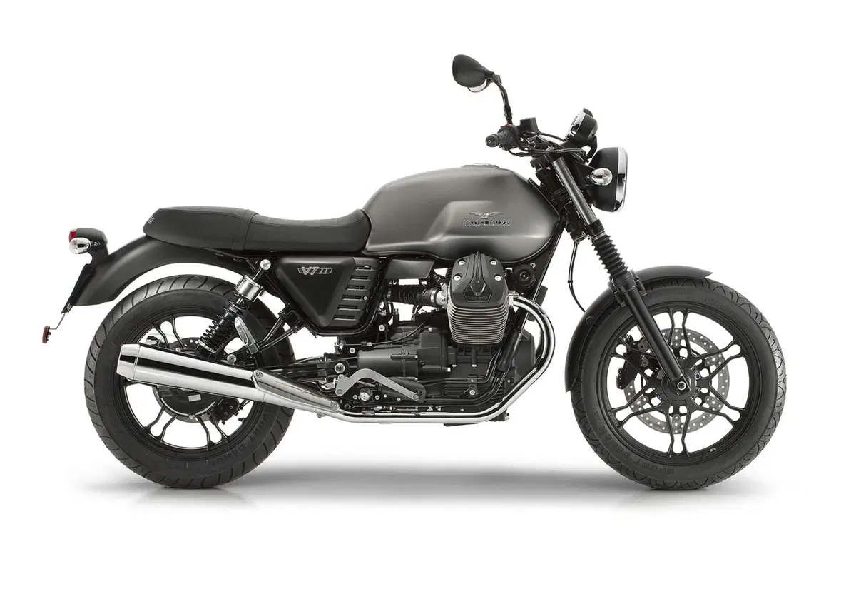Moto Guzzi V7 V7 II Stone (2015 - 17) (3)