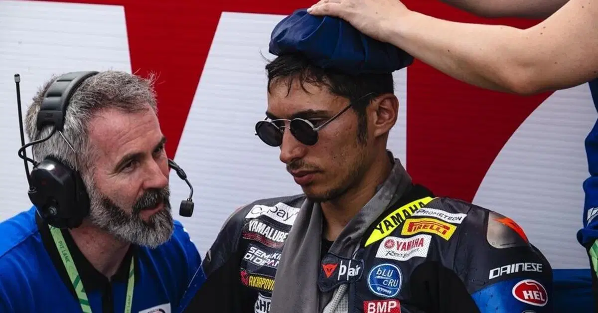 SBK 2023. GP di Indonesia. Toprak Razgatlioglu: "A fine gara la ruota anteriore di Alvaro Bautista sembrava quasi nuova, la mia distrutta"