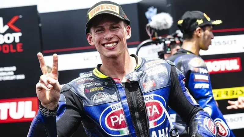 SBK 2023. GP di Indonesia. Andrea Locatelli dopo il podio in Gara 1: "Domani cercher&ograve; di stare con Toprak Razgatlioglu"