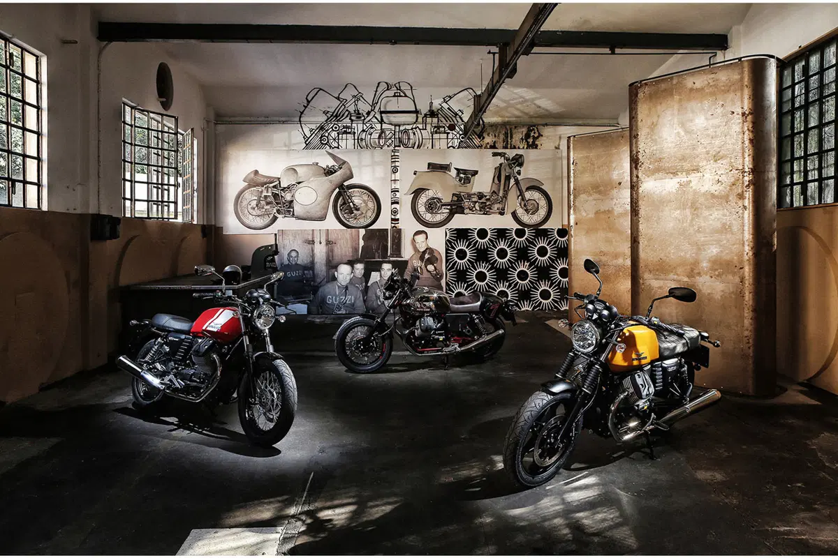 Moto Guzzi V7 V7 II Special (2015 - 17) (8)