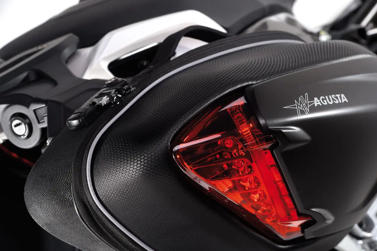 MV Agusta Stradale 800 Stradale 800 EAS ABS (2015 - 17) (20)