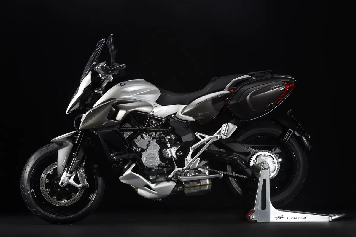 MV Agusta Stradale 800 Stradale 800 EAS ABS (2015 - 17) (21)