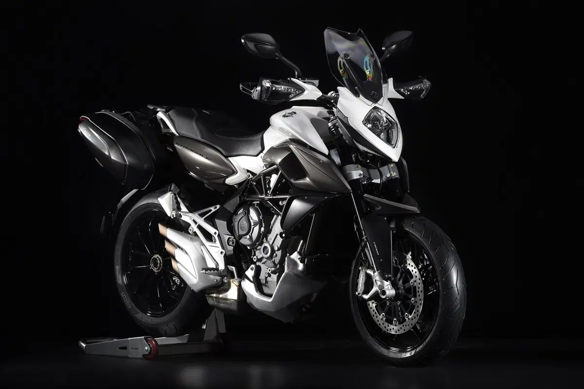 MV Agusta Stradale 800 Stradale 800 EAS ABS (2015 - 17) (24)