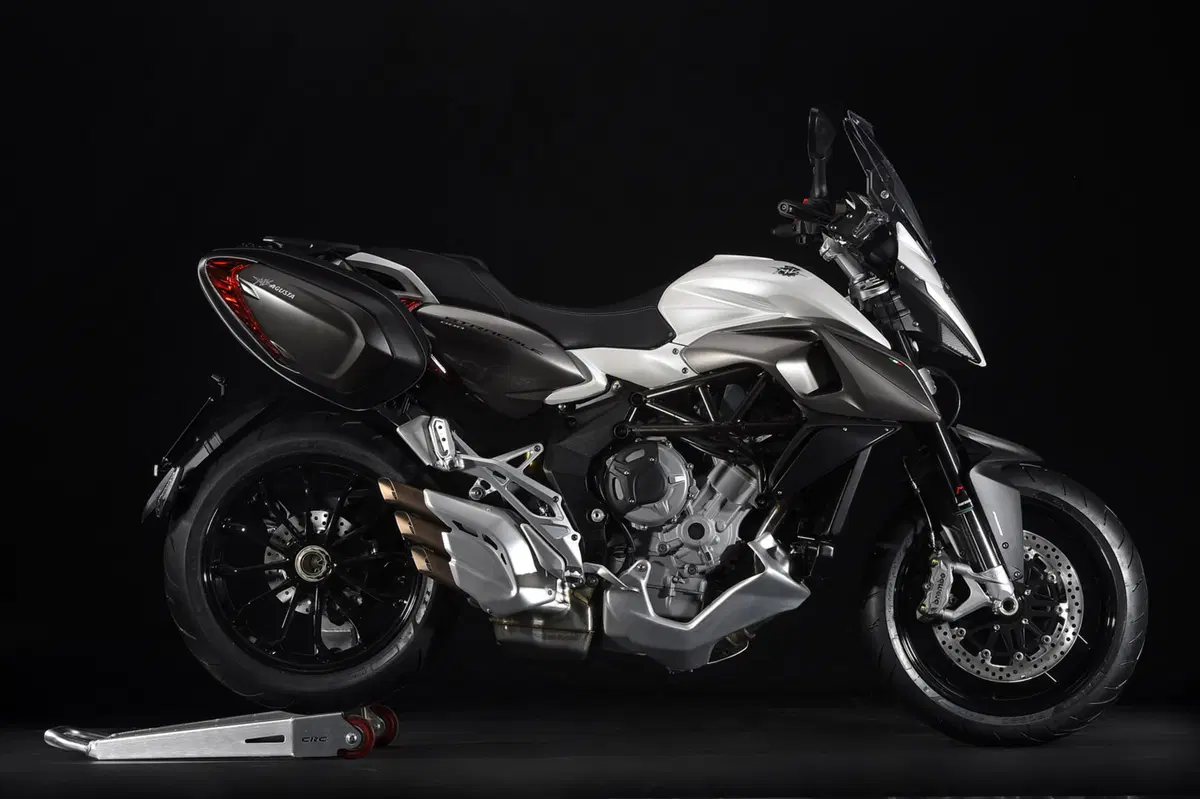 MV Agusta Stradale 800 Stradale 800 EAS ABS (2015 - 17) (25)