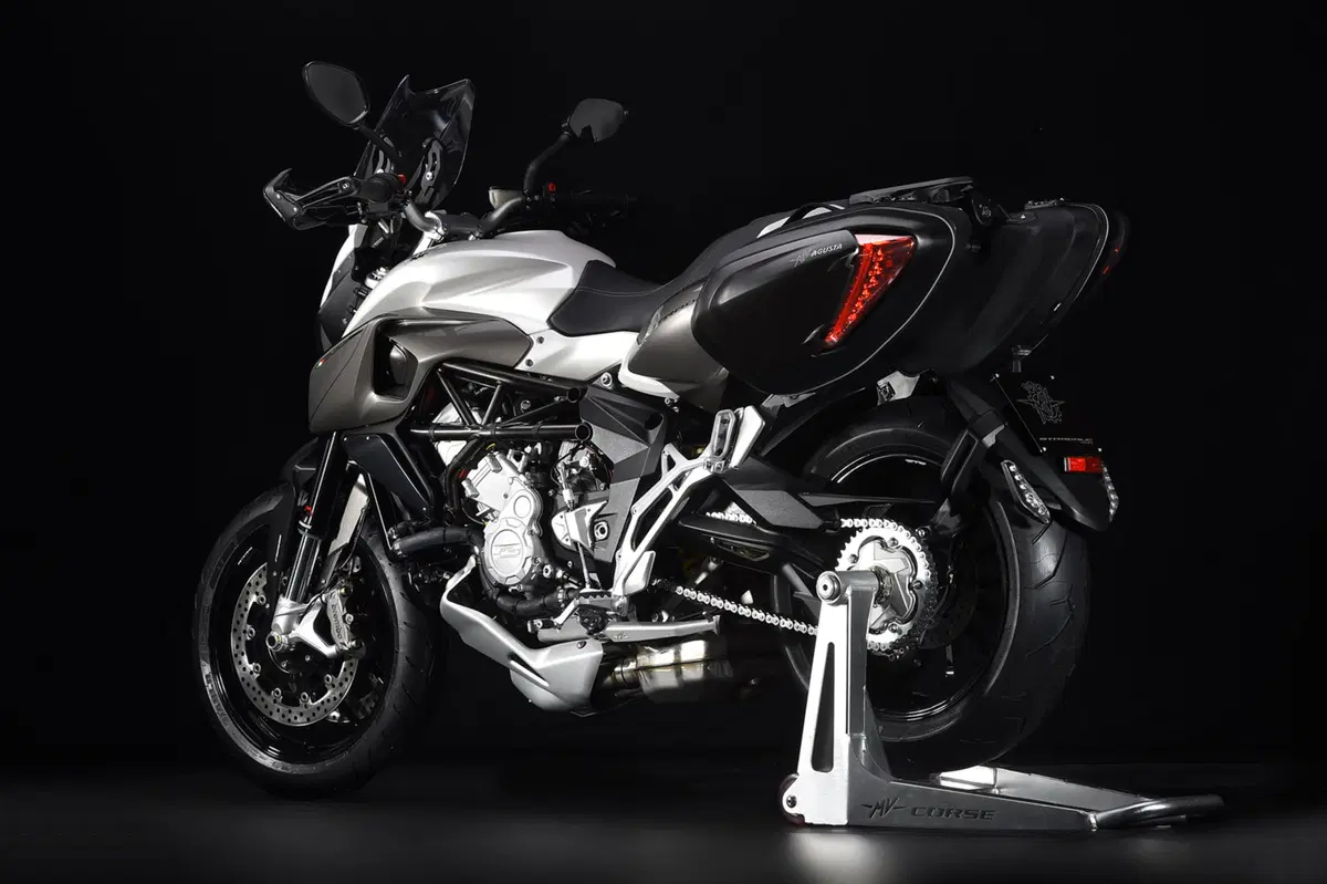 MV Agusta Stradale 800 Stradale 800 EAS ABS (2015 - 17) (28)